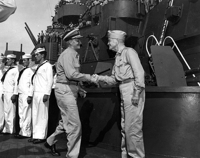 TammiMinoski's tweet image. On August 29, 1945: Admiral William Halsey, welcomed Admiral Chester Nimitz aboard the @USSSouthDakota in Tokyo Bay. Both attended the Japanese surrender ceremonies on @USSMissouri on September 2, 1945. #MilitaryHistory #JapaneseSurrender