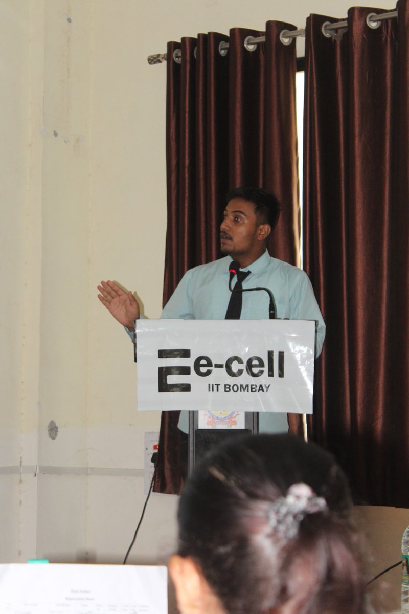 atharvasarode_'s tweet photo. Excited to share that I secured 1st Rank in the Pitch Perfect Competition at COETA  my startup project "EcoGro"  Organic Fertilizer for Farmers.
This achievement has opened the door for the next round at IIT Bombay.
#EcoGro #atharvasarodespeaks #atharvasarode https://t.co/6PQv6bQEcU