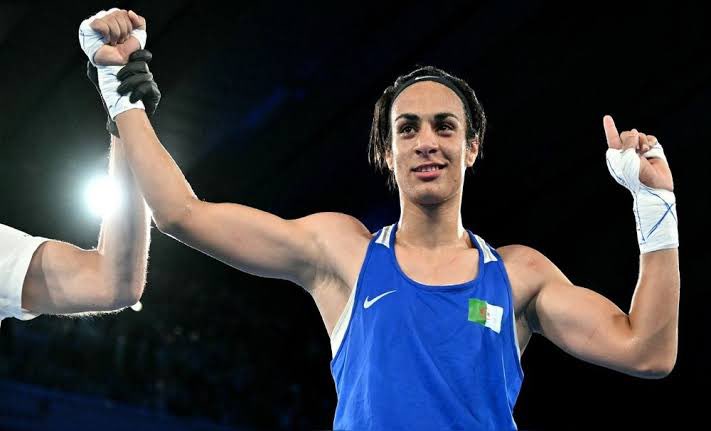 Soyreynel's tweet photo. El caso de #ImaneKhelif solo demuestra como la desinformación puede dañar la dignidad de una atleta. Titulares falsos y fotos sesgadas no son parte de la ética del periodista. El periodismo ético exige verificar fuentes, usar lenguaje responsable y el respeto a las personas https://t.co/5XXqe0CERn