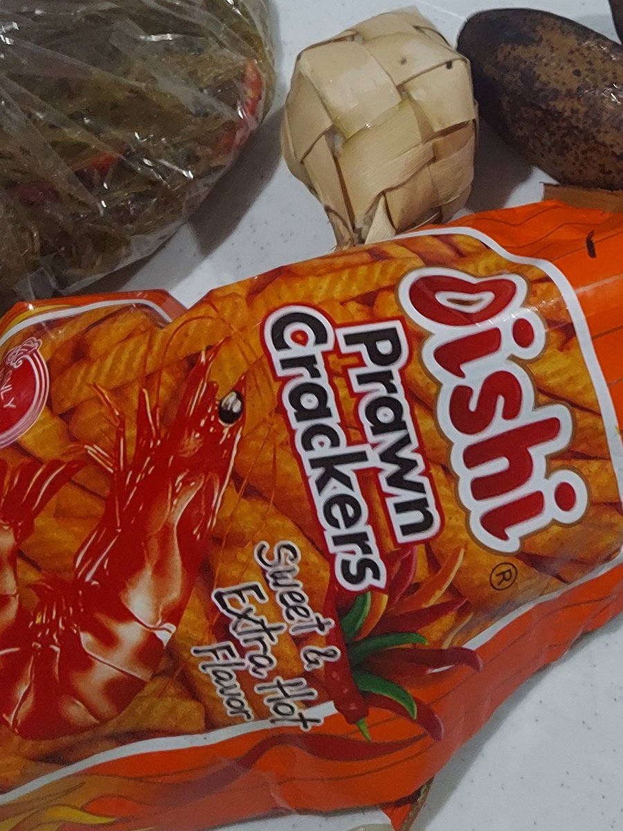 BnDInfo's tweet photo. 【フィリピン菓子🦐】
Oishi など日本語の名前がついたお菓子をフィリピンではよくみます👀✨
どれも日本人の口に合う味で、たまに食べると懐かしくなります😏

＼GoGoGoキャンペーン実施中！／
フィリピン留学が55,500円〜、就活に役立つMOS Excel講座も無料で受講できます！
https://t.co/vrFLcM8YWh https://t.co/ZUZ4fxTLD9