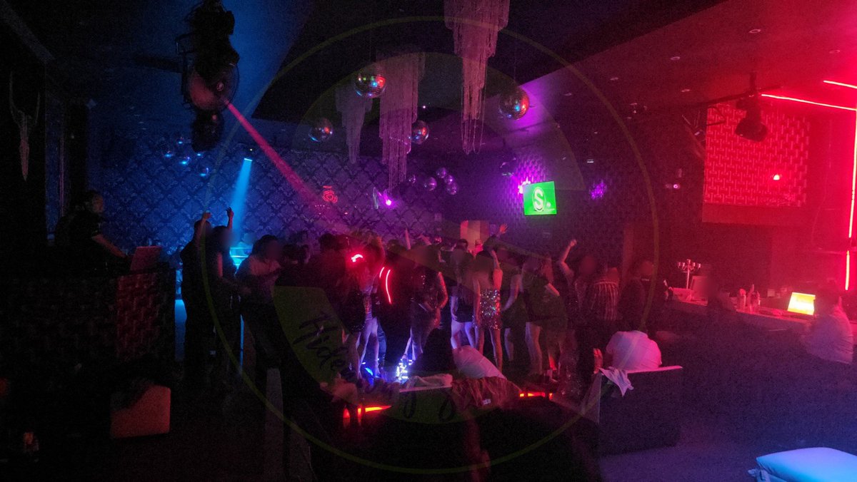 Mr.Black tweet media