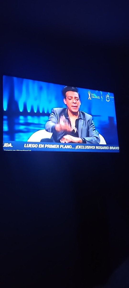 PAMSANDERSON's tweet photo. #PrimerPlanoCHV, este wuey estará drogado, de que linaje esta hablando el picante wuey... 🤡🤡🤡🤡🤡🤡😹😹😹😹😹 https://t.co/UmQDjNpN5D