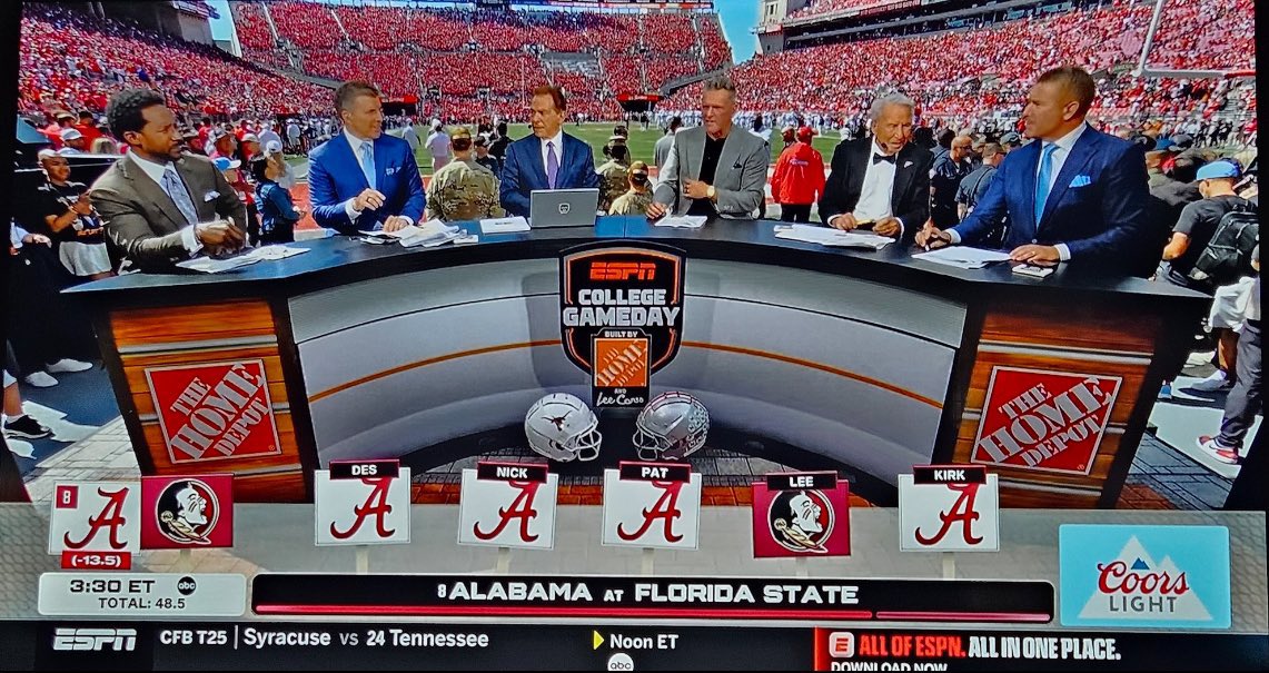 Lee Corso’s last six picks:

▪️ Ohio State ✅
▪️ Tennessee ✅
▪️ Florida State ✅
▪️ LSU ✅
▪️ South Carolina ✅
▪️ Miami ✅

❤️ If you the GOAT won you money