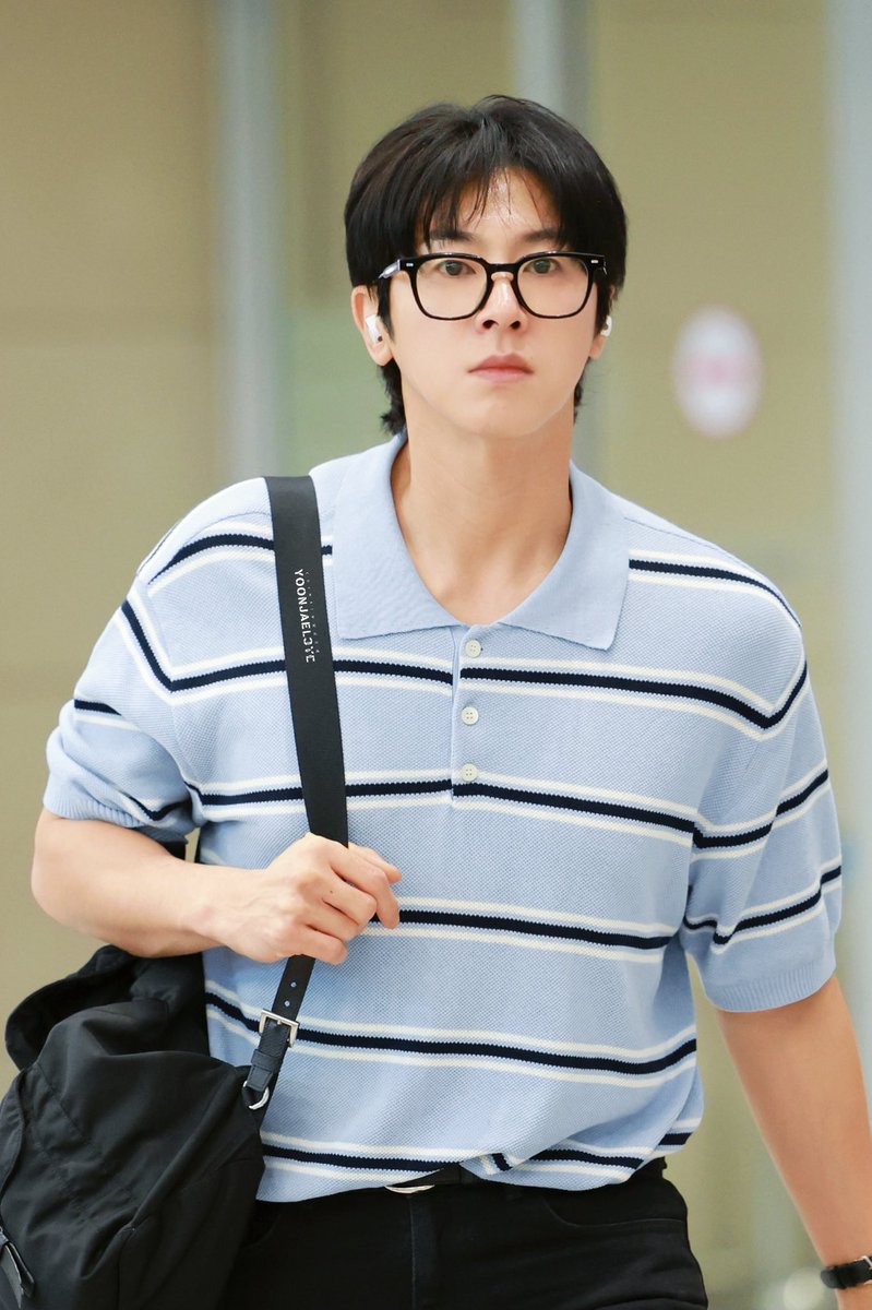 YoonJaeloveBAR's tweet image. 250901 인천 입국

#유노윤호 #ユンホ #郑允浩 #U_Know #yunho #윤호 #정윤호