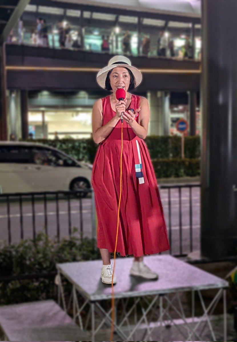 昨日の #大阪NOHATE街宣 熱気がすごかった。市民の方々のスピーチどれも響きました。写真は立憲民政党の尾辻かな子さん、日本共産党のたつみコータローさんと清水ただしさん(山添拓さんもいた)、社民党の大椿ゆうこさん。差別が選挙の票になる今の社会で、はっきり差別反対と言う政治家がもっと必要。