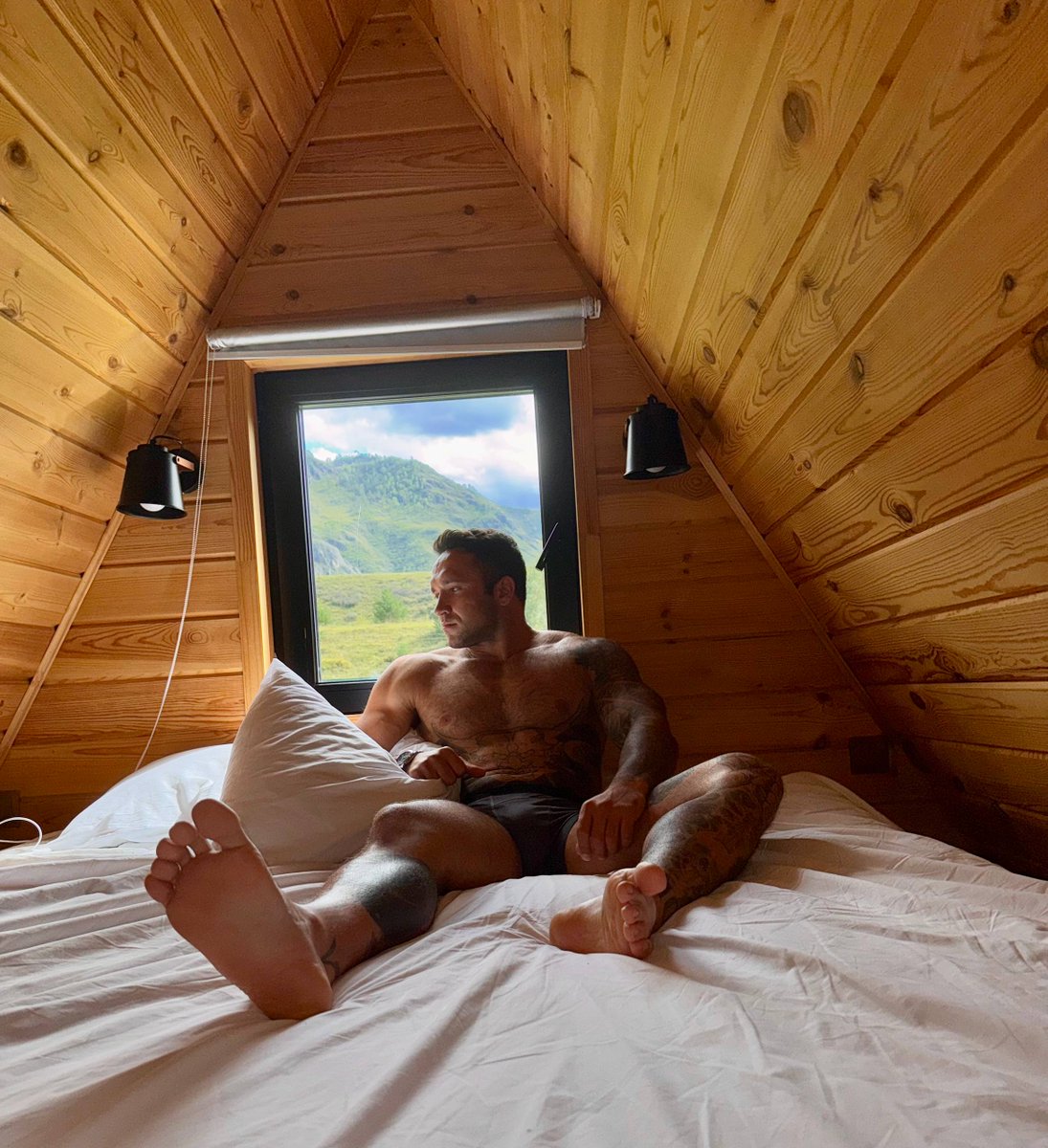 PanteraGodStyle tweet media