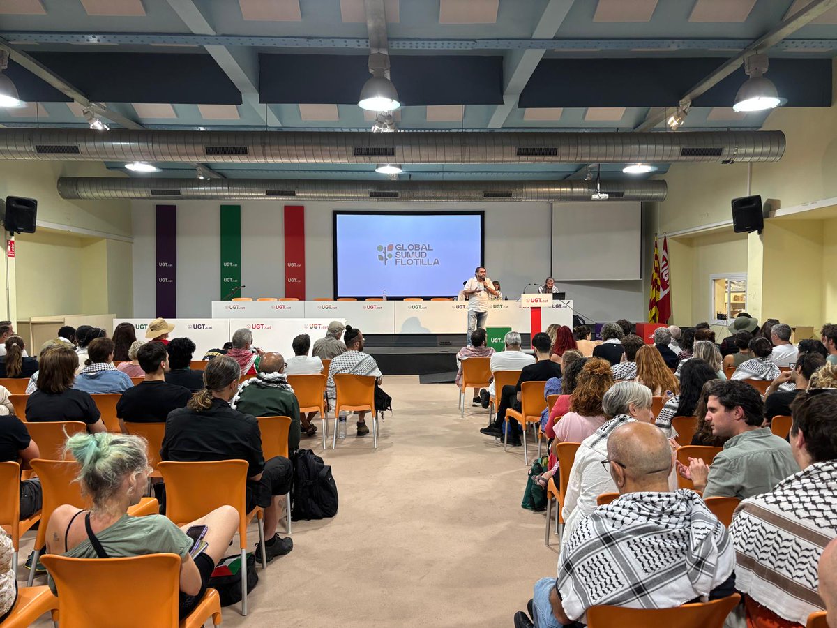 UGT de Catalunya (@ugtcatalunya) on Twitter photo 🚢 La Global Sumud Flotilla s’ha reunit els dies previs a salpar cap a Gaza a la nostra sala de les Brigades Internacionals.
Ahir les Brigades van defensar la llibertat, avui la Flotilla desafia el bloqueig.
La solidaritat continua ✊ <a href="/GlobalSumudF/">Global Sumud Flotilla</a> 🚢 La Global Sumud Flotilla s’ha reunit els dies previs a salpar cap a Gaza a la nostra sala de les Brigades Internacionals.
Ahir les Brigades van defensar la llibertat, avui la Flotilla desafia el bloqueig.
La solidaritat continua ✊ <a href="/GlobalSumudF/">Global Sumud Flotilla</a>