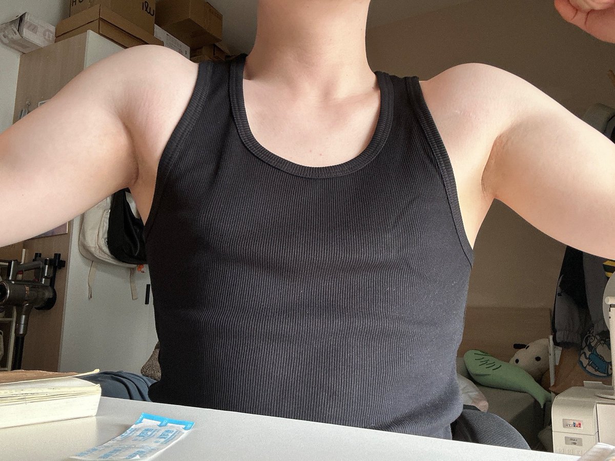 练得有一点点痕迹了