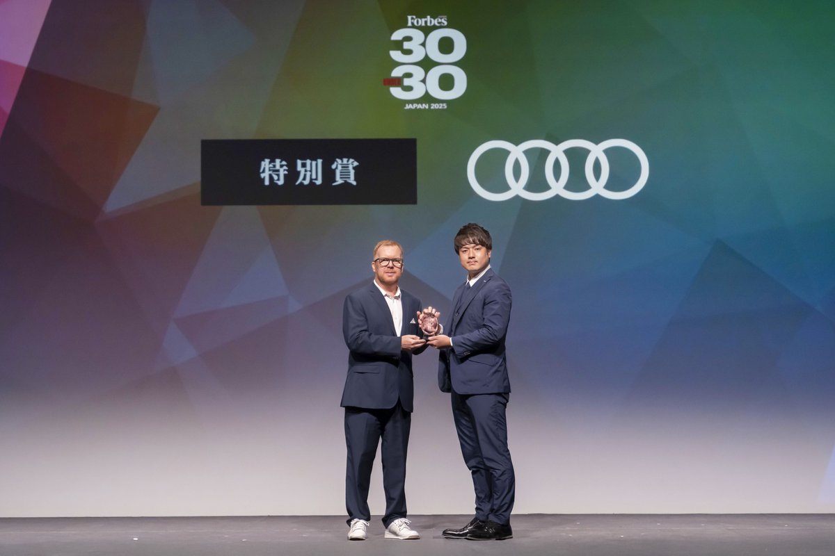 AudiJapan's tweet image. 「Forbes JAPAN 30 UNDER 30 2025 ー Audi 特別賞」

Audi Japanは、「Forbes JAPAN 30 UNDER 30 2025」において、挑戦と進化を続ける次世代リーダーにAudi 特別賞を授与しました。

・浜辺美波さん (俳優)
・湯浅亜実さん (ダンサー)
・加藤広大さん (amu株式会社 CEO)

#Audi #Forbes