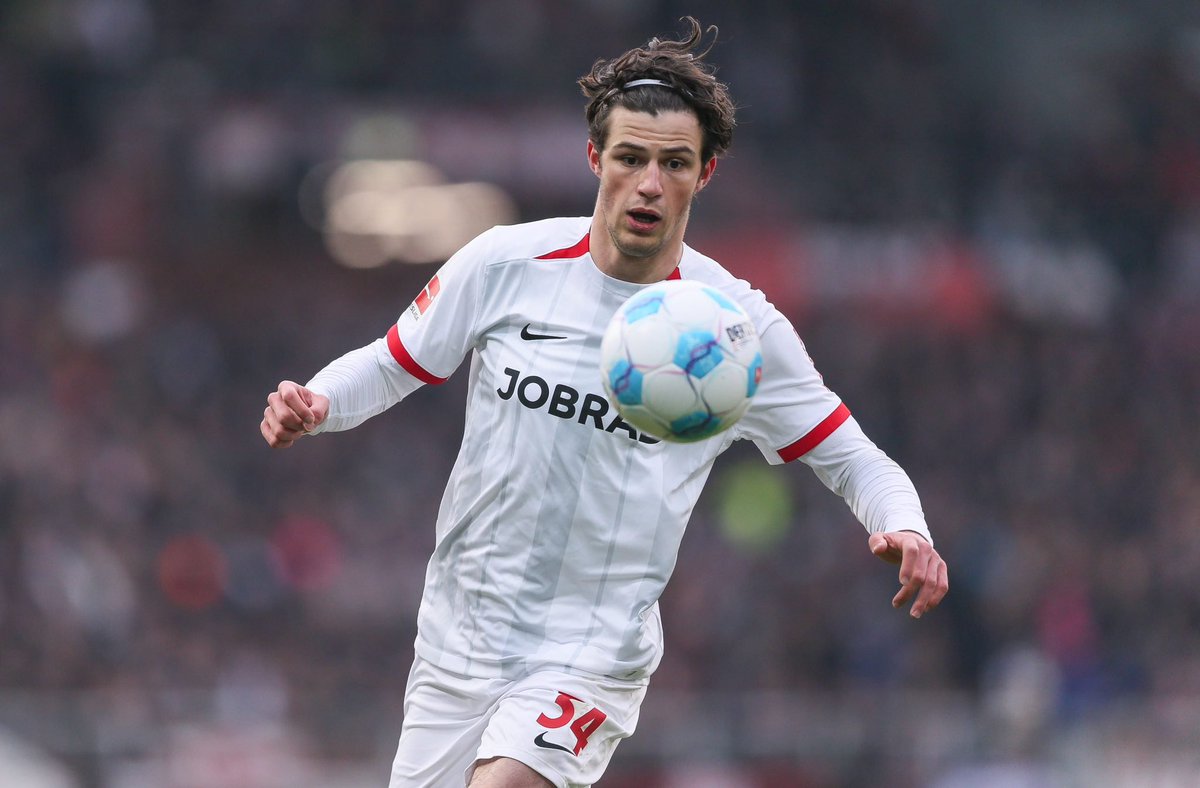 🚨 Merlin Rohl is a target for Everton in a deal that could cost €20 million.

The clubs have spoken about a loan with an obligation to buy [<a href="/_pauljoyce/">paul joyce</a>]