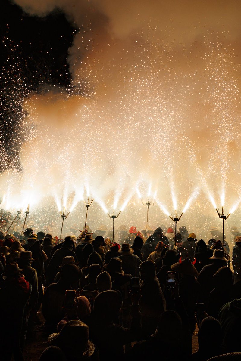 Aquelarre de Cervera tweet media