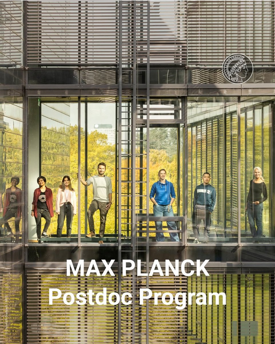 The #MaxPlanckPostdocProgram offers a guaranteed contract of at least 3 years, targeted mentoring, and career workshops. The call for applications is open now! 🚀 Take advantage of this opportunity and browse the job vacancies. mpg.de/en/max-planck-…