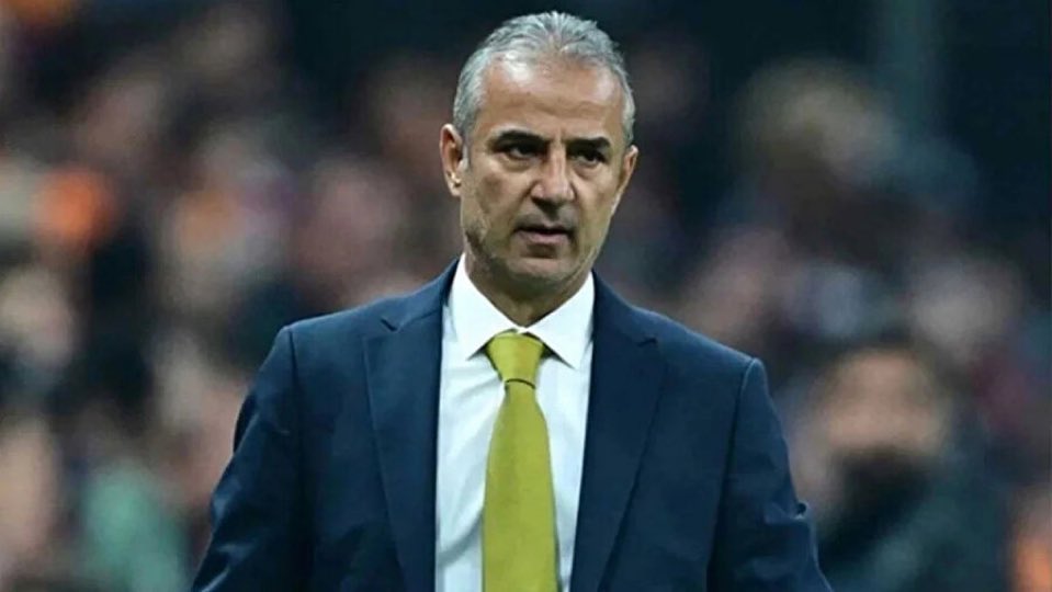 65 yaşında 0 kupalı camia evladı istemiyoruz.

Şu kadroya geçmişi olan birini getirin benim önerim Aykut Kocaman-Volkan Demirel camia onların etrafında birleşsin.