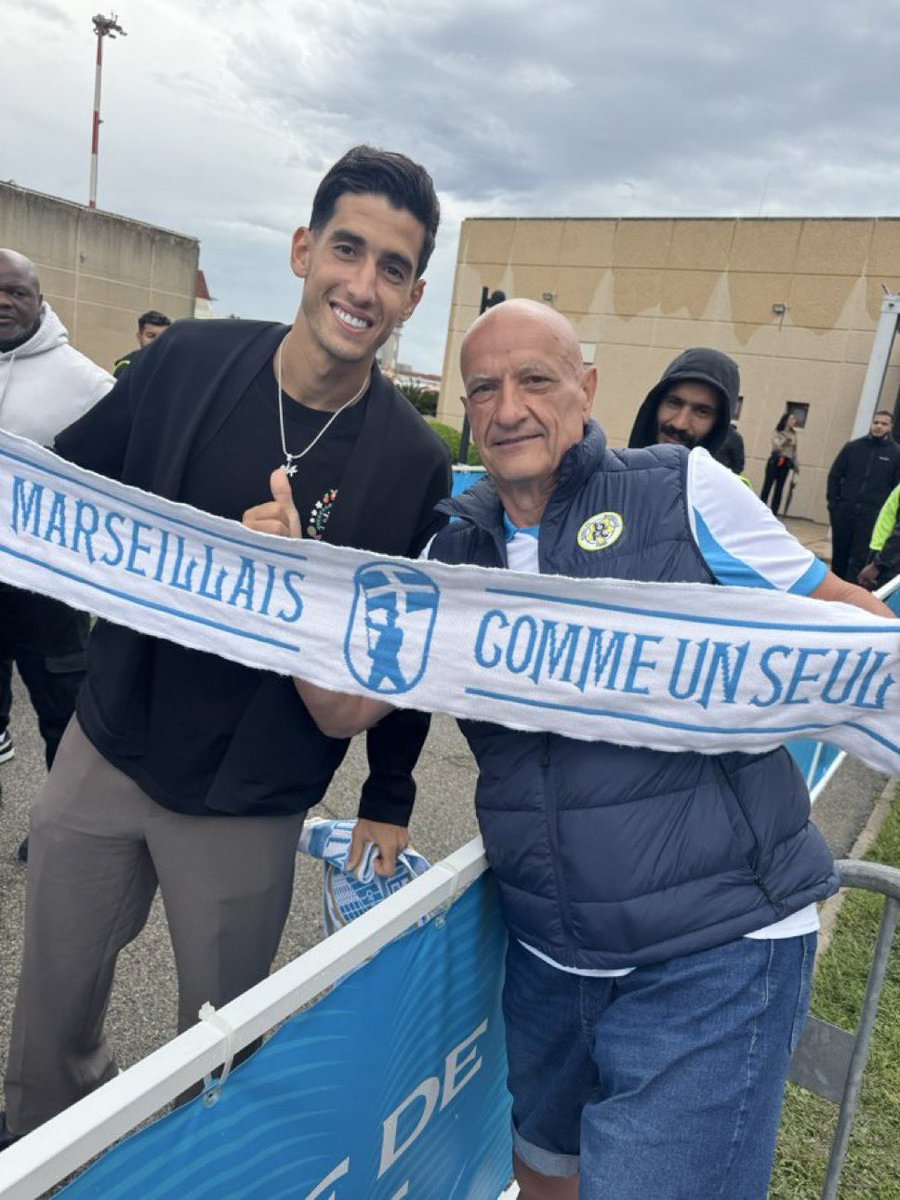 MercatOM (@mercat_om) on Twitter photo 🚨 Nayef Aguerd 🇲🇦 vient d’arriver à Marignane ! 💙🤍
📸 <a href="/Mode55489648/">titi ( c’est toi le boss)</a> | #TeamOM #MercatOM 🚨 Nayef Aguerd 🇲🇦 vient d’arriver à Marignane ! 💙🤍
📸 <a href="/Mode55489648/">titi ( c’est toi le boss)</a> | #TeamOM #MercatOM