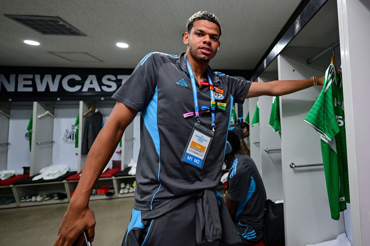 There is a high possibility that William Osula also departs from #NUFC today 👀🇩🇰