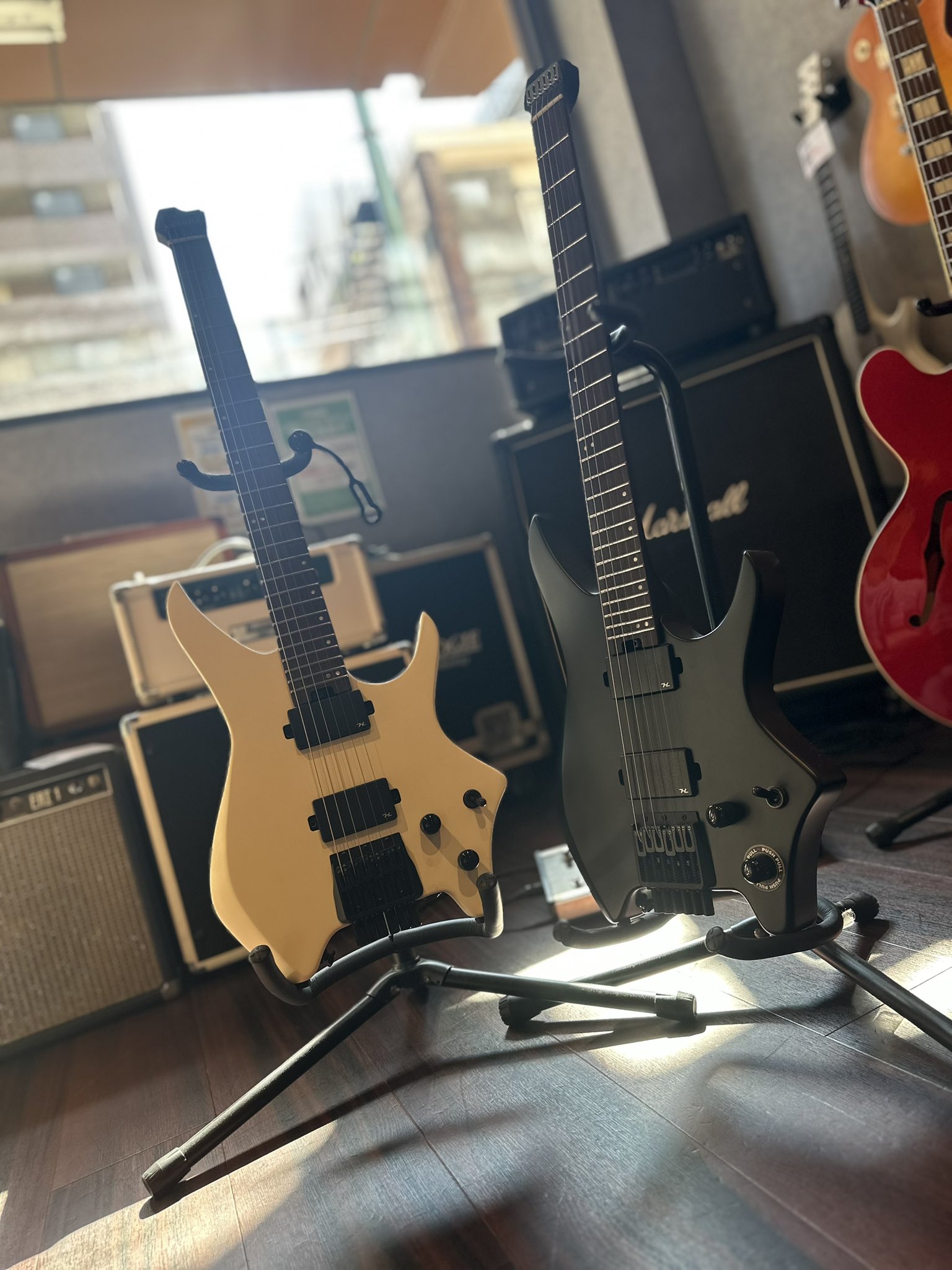 Guitar Shop TONIQ on X: 