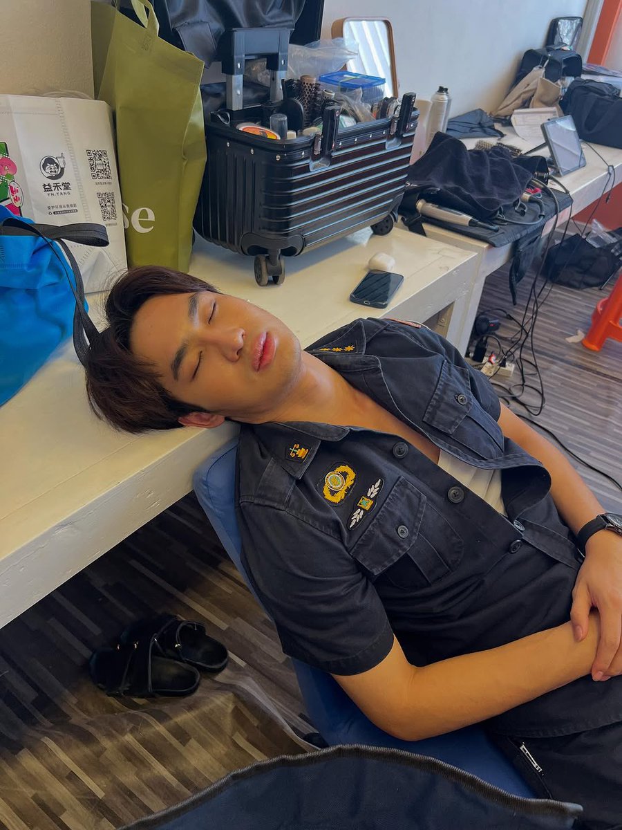 Clairebellmine's tweet photo. Photo Dump Behind the scenes with Clairebell 💚
#Clairebell #แคลร์เบล https://t.co/oxzcl8WZfF