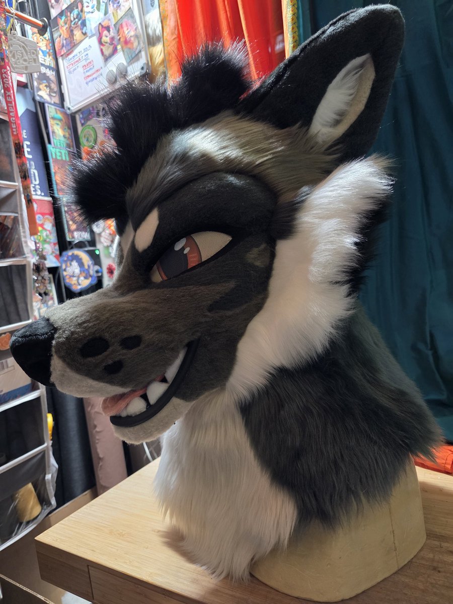 Not the greatest quality pics, but this grumpy canine is ready to cause mischief! 

Built on my new grumpy base.