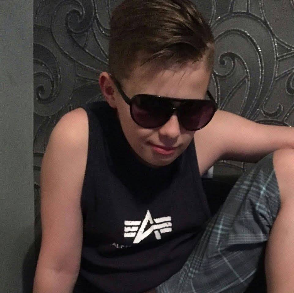 This guy turned 20tday😎