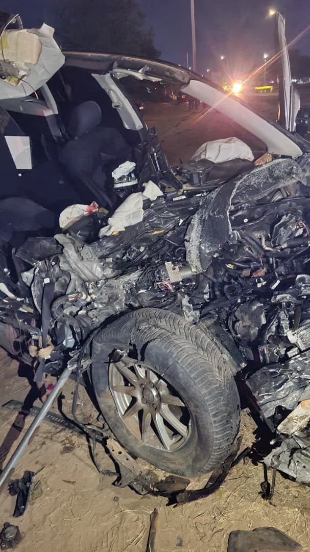 💔

📍 Dodoma Mataa ya Waziri Mkuu

Ajali ya Happy Nation Na Gari ndogo.