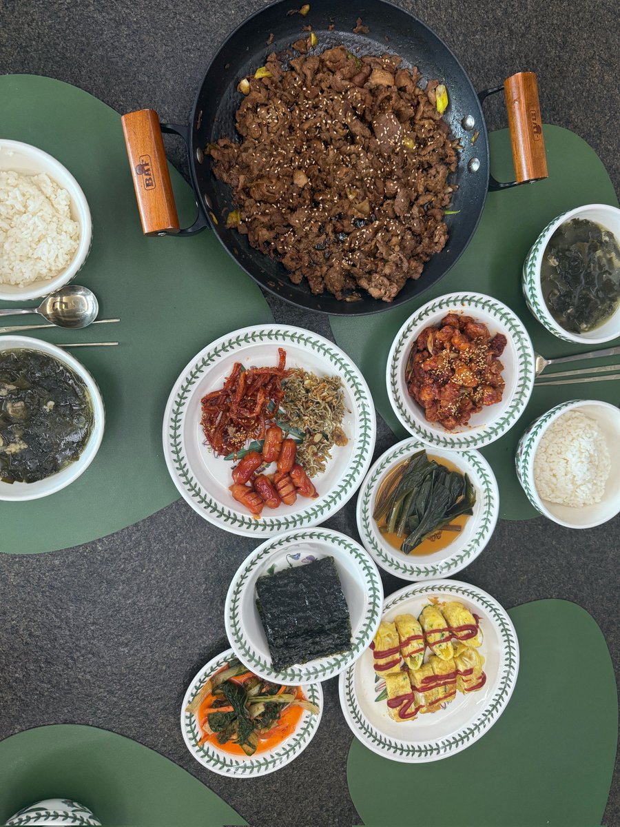 zerobyeon's tweet photo. 유승언 이정현의 부산 풀코스 투어 (진행중) https://t.co/6oHrTr8IIt