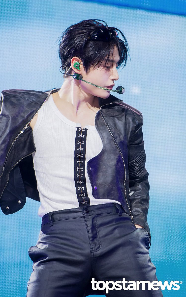 ooOoplz's tweet image. 250901 미디어 쇼케이스 기사사진 #김지웅