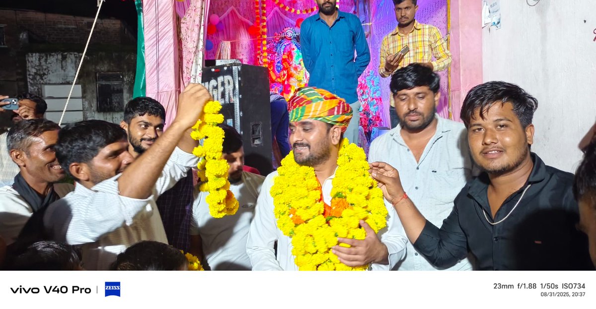 मनोहरथाना  के उबरते युवा कांग्रेस नेता नेमीचंद जी मीणा का काफिला ओर लोकप्रियता दिनों दिन बढ़ रही हैं। युवा पीढ़ी में भी बहुत पकड़ बना रहे।  विधानसभा प्र मनोहर थाना। <a href="/NMeenainc/">Nemichand Meena INC</a> #TeamNemichandMeena #NemichandMeena 

#Happy_brithday_Nemichandmeena 
#HBDNemichandMeena