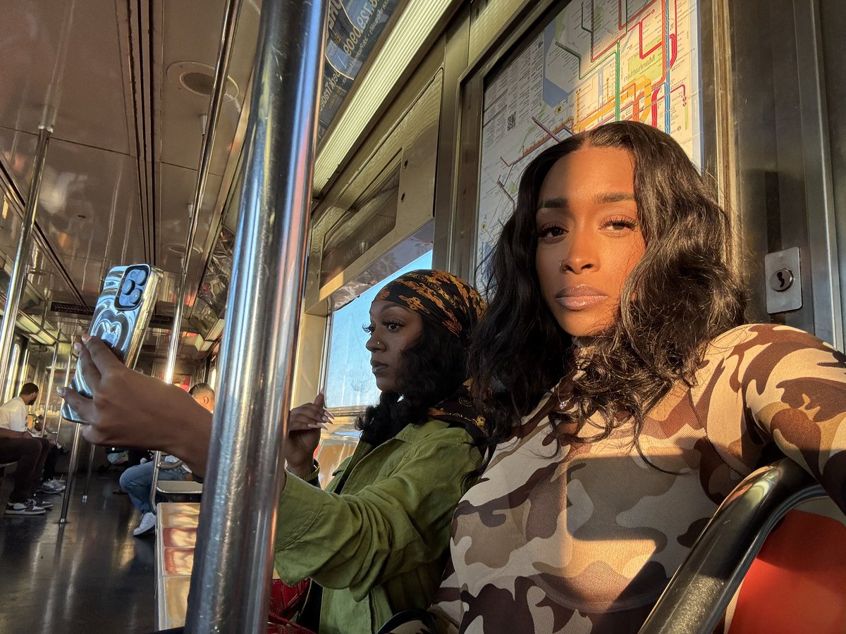 Ms. FuckinBrightside 🇭🇹 tweet media