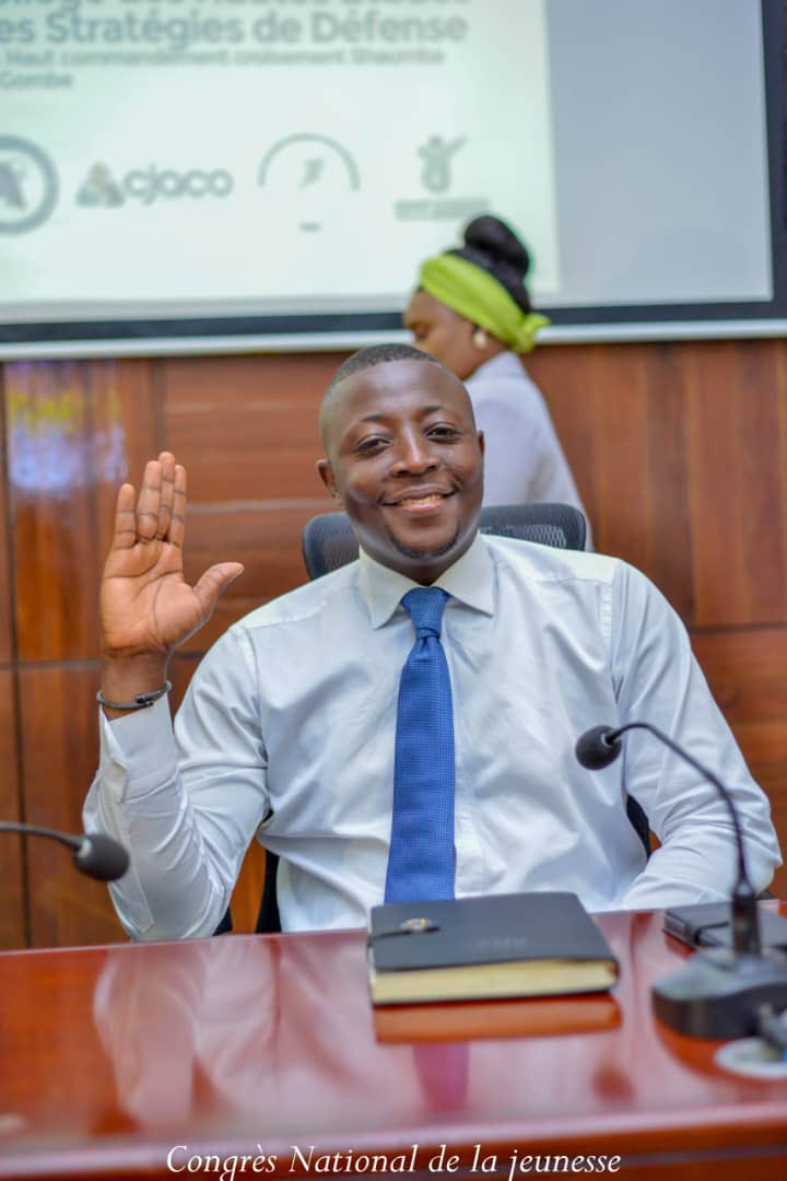 Je salue et félicite l’Ingénieur Claude Mbuyi pour son élection à la présidence du Conseil National de la Jeunesse.  Un choix porteur d’espoir pour un leadership jeune, responsable et engagé. 🇨🇩✊ 
#HMK
