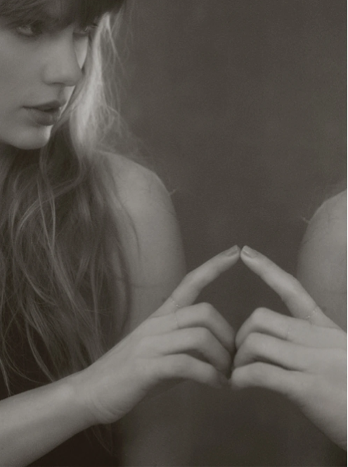 🤍 | 'Clara Bow' has surpassed 2,000,000 global units

Every track on the standard version of 'The Tortured Poets Department' has now achieved this