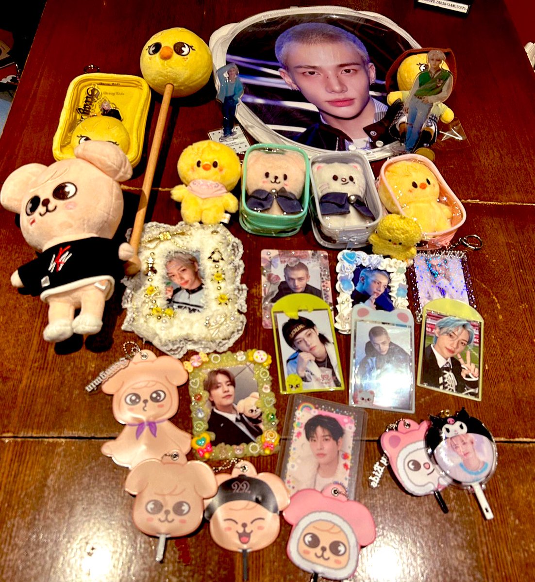 shinostay's tweet photo. 忘れないうちに📮🩷

先日楽しすぎる❤️いつメン、ステイ会が開催されて楽しい時間を過ごしました〜😂衝撃のデザートしか撮れなかったけどwみんなで笑って楽しかったなぁ☺️また次回の開催楽しみにしてます♡
そしてソンムルたくさんありがとう🙌❤️
あとKARMA💿届いたーー☺️🩷
怒り顔のピリたん可愛い🐤 https://t.co/sIoZn4PQo4