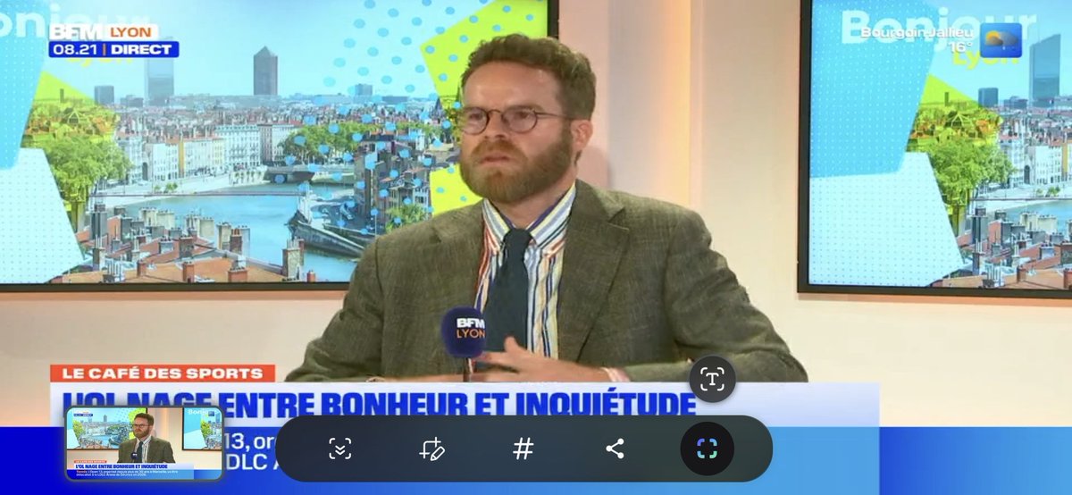 Chris_AESON's tweet photo. La classe ! @MchoThomas @BFMLyon https://t.co/zgS4o7FxvJ