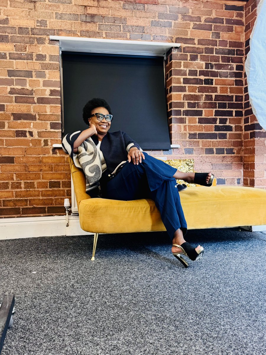 EwuraAbenaMusiq's tweet image. Happy new month. Here comes SEPTEMBER.
The month of “GRACE OVERFLOW”.

We will experience the GOODNESS and POWER of GOD as never before.

#EwuraAbena #WarriorQueen #GraceOverflow #Ebefa #SoulGospel