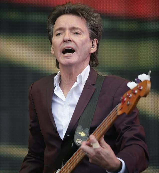 daveainsworth63's tweet photo. Happy birthday to the great singer-songwriter and bass player Bruce Foxton who was born on this day in 1955. #BruceFoxton #TheJsm #StiffLittleFingers #NewsOfTheWorld #FuneralPyre #Freak #ThisIsTheWay #ItMakesMeWonder #SOSMyImagination #TouchSensitive https://t.co/ed0Fe7TrPw
