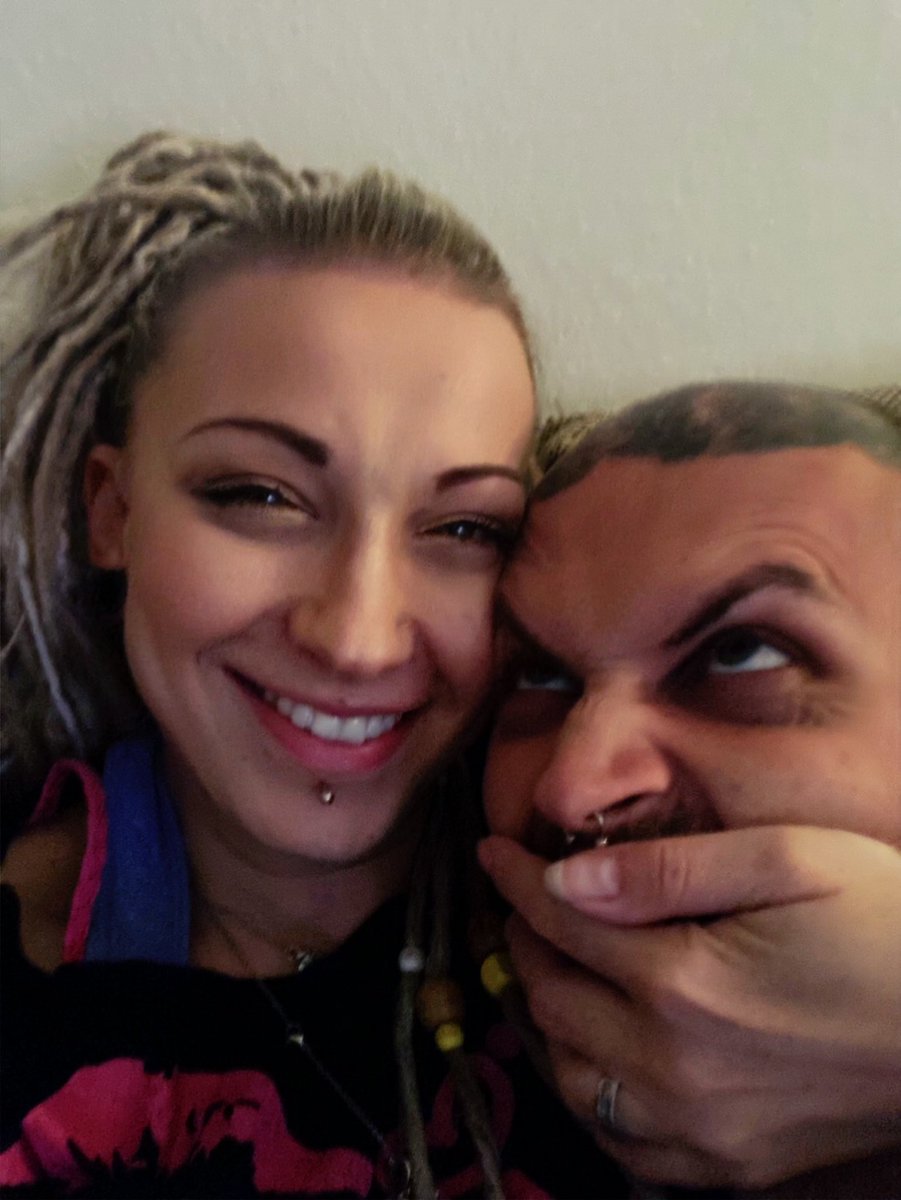 Marika🐙 tweet media