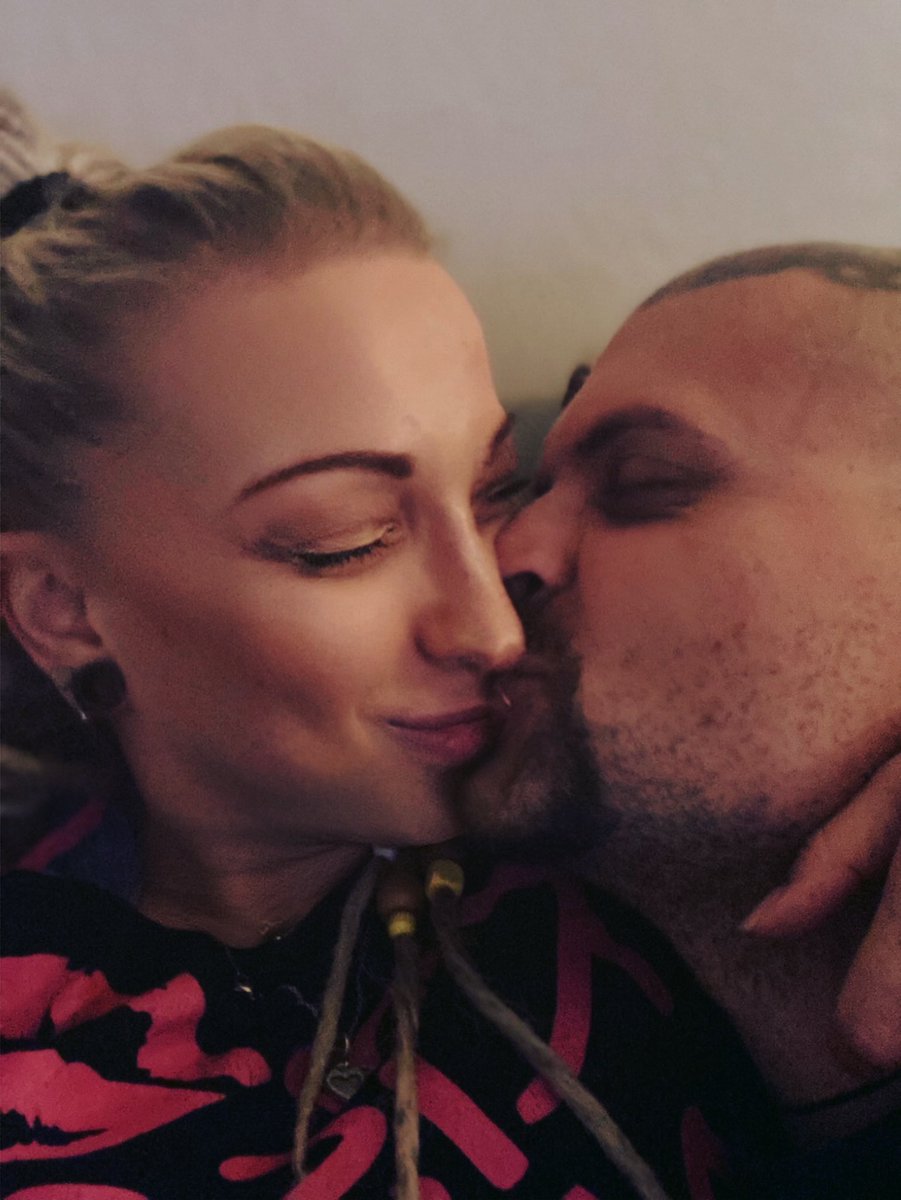 Marika🐙 tweet media