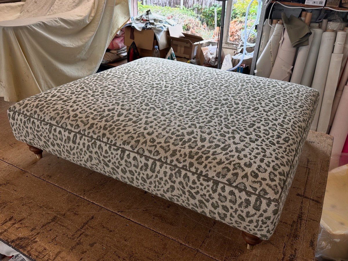 vinallandmacey's tweet photo. How about this #bespoke statement coffee table stool we made for our #interiordesigner friends at @alisonboutiquehouse. Covered in @colefaxandfowler Chester Olive and piped in @romo_fabrics Linara Caper. #VinallandMacey #Hadlow #Kent #UpholsteryUK #BespokeService https://t.co/RooGid8f7i