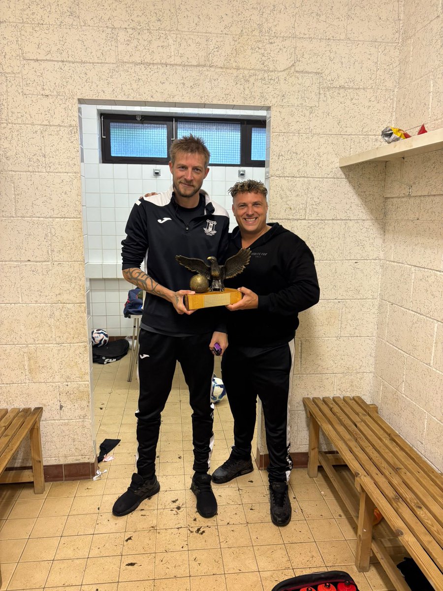 Great first league game for our fans. 

A very fun 5-3 win. 

Longland 3 
Mite 1 
Wilson 1 

Up the mighty 🙌HET🙌🦔🦅⚫️⚪️🔴. 

#het4life