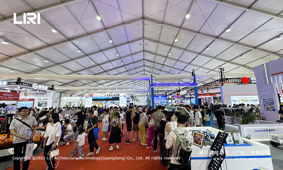 Liri_Bella's tweet image. Building the stage for the future! 📷 We&apos;re proud to have provided the large-scale temporary exhibition venue for the World Robot Conference. It&apos;s incredible to see the world&apos;s most advanced robotics housed within our structures. #eventarchitecture