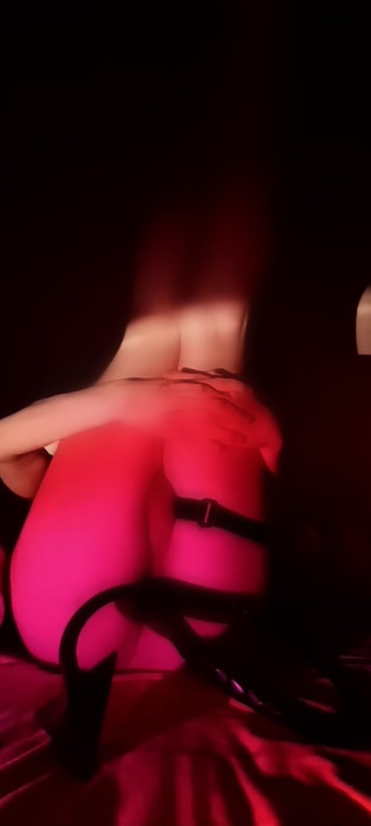 赛博魅魔
#少年 #魅魔 #反差 #brat统治世界 #0m #nsfw