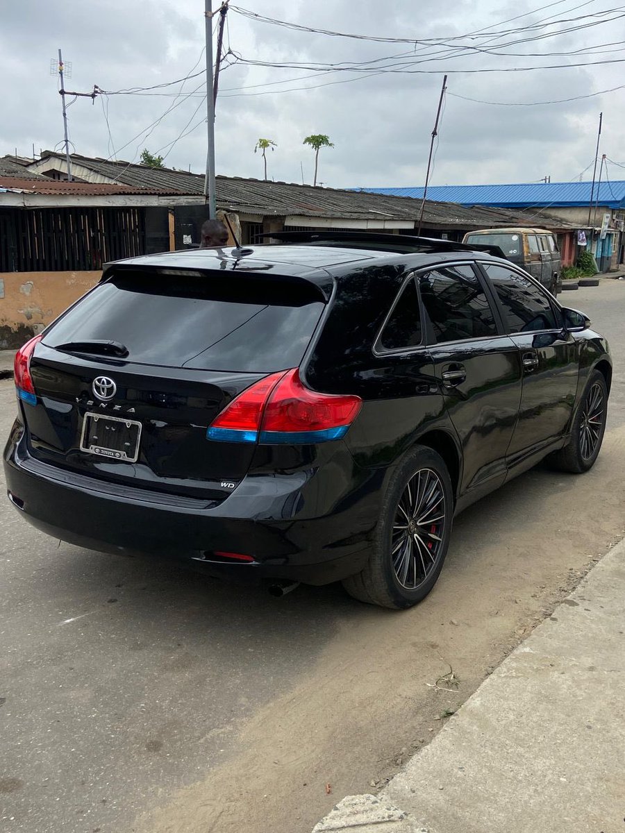 echidiimemotors's tweet image. 𝕏𝘛𝘩𝘦 2010 TOYOTA VENZA V6 FULL EDITION nnukwu ụgbọ ala (FOREIGN USED STANDARD).
Ọ𝘯ụ 𝘢𝘩ị𝘢:₦12,999,999 &amp;lt;Twelve million nine hundred ninety-nine thousand nine hundred ninety-nine naira only&amp;gt;
𝕌𝕊𝔻𝕋🪙.
𝔹𝕋ℂ🪙.
🏗️:echi.