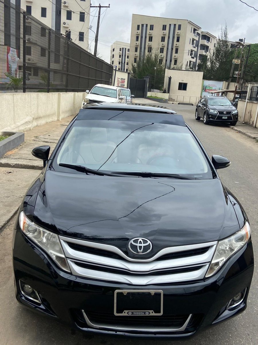 echidiimemotors's tweet image. 𝕏𝘛𝘩𝘦 2010 TOYOTA VENZA V6 FULL EDITION nnukwu ụgbọ ala (FOREIGN USED STANDARD).
Ọ𝘯ụ 𝘢𝘩ị𝘢:₦12,999,999 &amp;lt;Twelve million nine hundred ninety-nine thousand nine hundred ninety-nine naira only&amp;gt;
𝕌𝕊𝔻𝕋🪙.
𝔹𝕋ℂ🪙.
🏗️:echi.