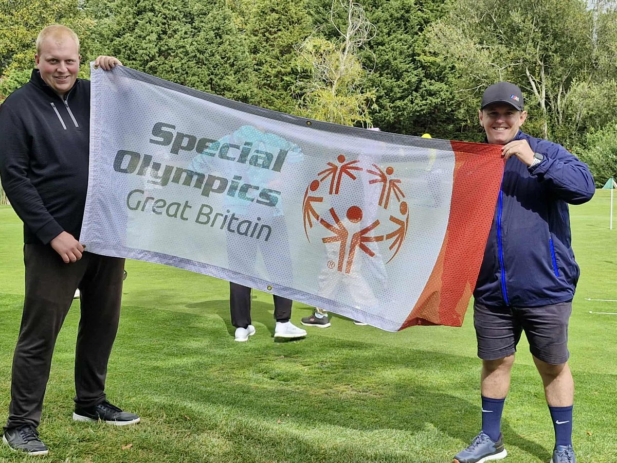 WarrenGolfDream's tweet photo. Thank You to Everyone who kindly contributed to making the Inclusive Golf Day a fantastic success which was enjoyed by all, Thanks to SOGB, Our Volunteers, Parents, Athletes who played, Coca Cola for the drinks, Jeannie ,All Councillors at Burstow parish council . https://t.co/yJIKUZKOOY