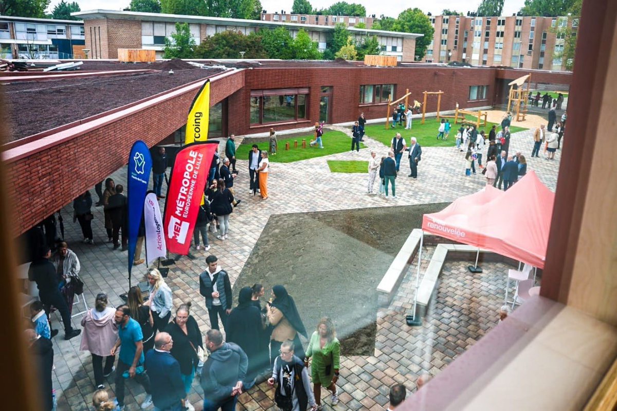 Bonne rentrée scolaire à toutes et à tous ! 📚✏️ La <a href="/MetropoleLille/">Métropole Européenne de Lille</a> investit pour l’avenir : plus de 8 M€ mobilisés via notre fonds de concours école. Aux côtés des communes, nous restons engagés pour offrir à chaque enfant les meilleures conditions d’apprentissage.