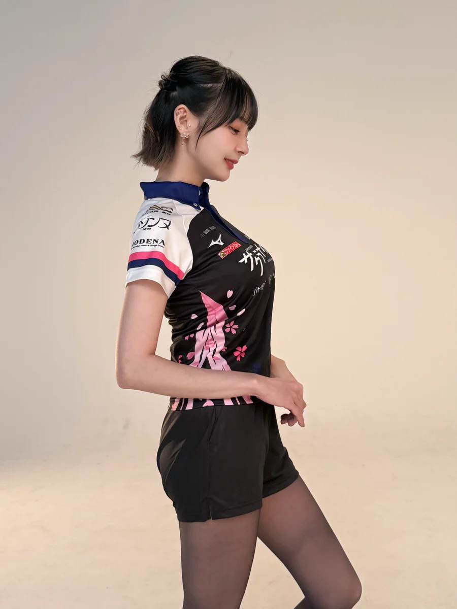 桜丘　移動着 GzvllUnbMAA2IV6?format=webp&