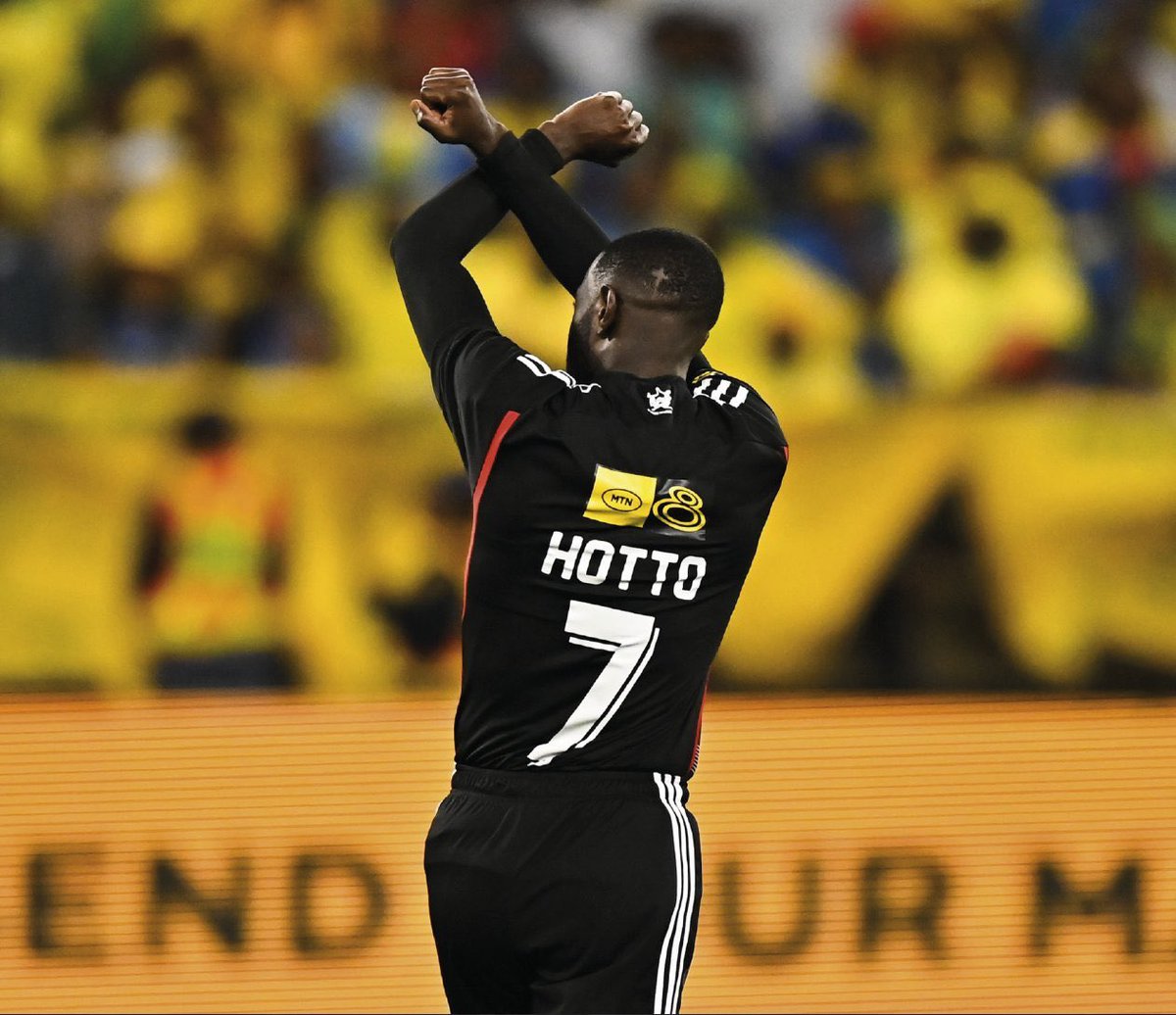 Mostly painful thing about Hotto, he's a defender we hardly concede on his side

No one appreciates how umjita you finds him in our 18 area defending a minute later you saw him in opponent's 18 area attacking from first minute to last

Umjita always seen fighting for the badge
