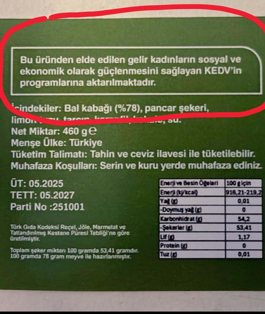 Hayirlivera's tweet photo. GÜÜÜÜÜÜNNNNAAAAYYYDDDIIIIINNNNNN Arkadaşlar merhaba 💜
Beni şef ya da aktivist kimliğimle tanıyorsunuz. Aktivist tarafımda hep desteğinizi hissettim . Mimmettarım
Dün satışa çıkan bir ürün var ve beni çok gururlandırıyor çünkü tüm geliri kadınlar için kullanılacak .ve bu ürünü ben yaptım 💜 NAHIL markasıyla satışta, Artık benim tariflerimden yola çıkarak bu ürünleri üreteceğiz. O özlediğiniz acı-tatlı soslar, karaduttan barbekü sosları da yavaş yavaş gelecek 🍯
Benim hayalim hep kalıcı şeyler bırakmakdı; kadınlara, çocuklara, hayvanlara dokunabilmekti. Bu fırsatı verdiği için Kadın Emeğini Değerlendirme Vakfı’na minnettarım.@KEDVTurkiye
Aşağıya linki bırakıyorum https://t.co/VTNfPKnBhv💜 Siz de bu çabaya ortak olursanız çok mutlu olurum. İyi ki varsınız! 💜
Dayanışma yaşatır. 💜✨