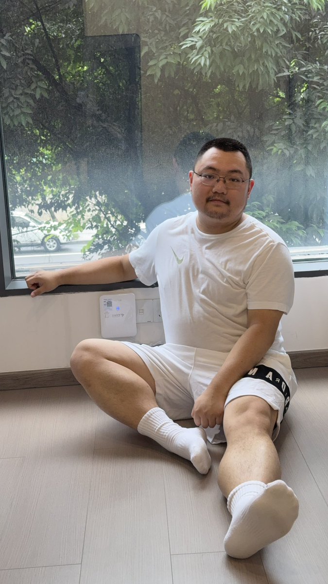 小九、 tweet media