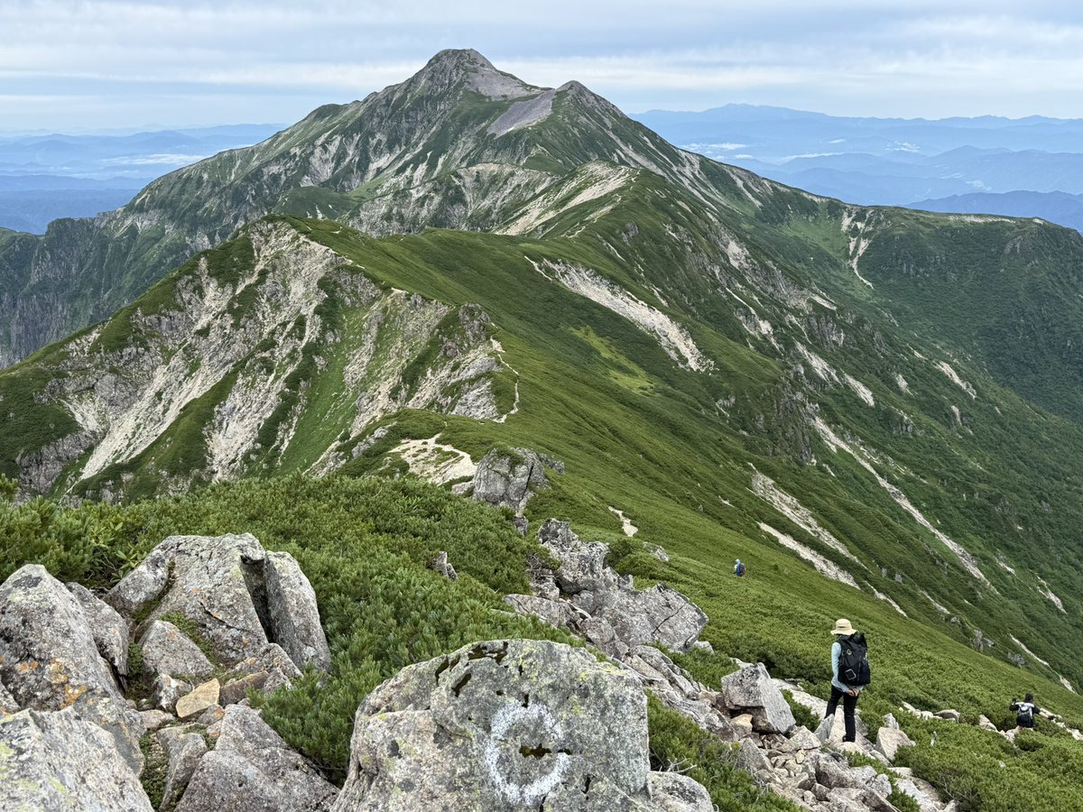 poponuki's tweet image. #8月を写真4枚で振り返る
・剱岳、立山
・赤石、悪沢岳
・笠ヶ岳

充実した山旅でした！