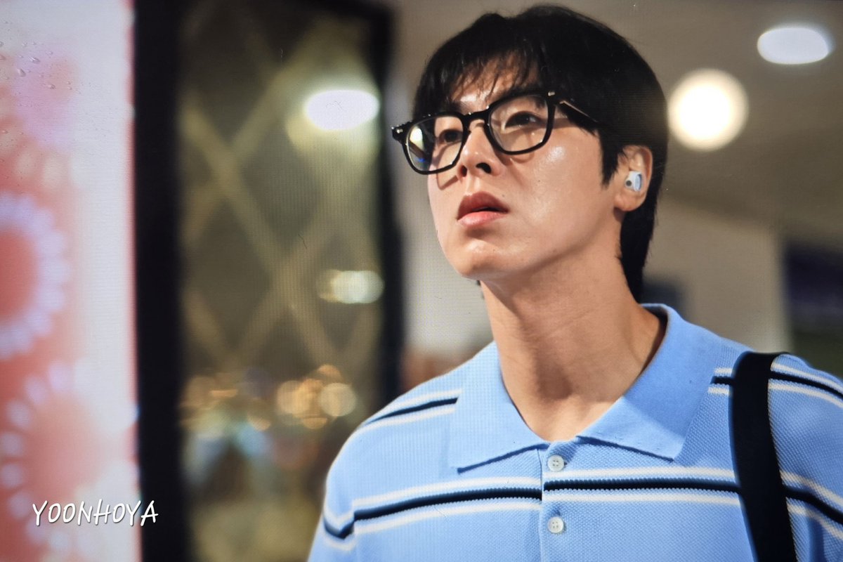 250831 탄손낫 공항 윤호

#유노윤호 #정윤호 #UKNOW #TVXQ!
